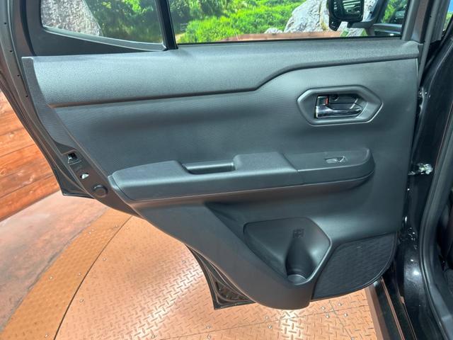 ライズ Ｘ　禁煙車　衝突被害軽減システム　コーナーセンサー　スマートキー　ＬＥＤヘッド　ＥＴＣ　オートハイビーム　オートライト　アイドリングストップ　横滑り防止　ＣＤ再生　ＵＳＢ入力端子（41枚目）