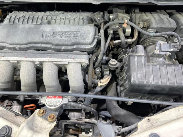 フリード Ｇ　エアロ　ジャストセレクション　禁煙車　パワースライドドア　純正ナビ　バックカメラ　ＥＴＣ　Ｂｌｕｅｔｏｏｔｈ接続　ＣＤ／ＤＶＤ再生　オートエアコン　ＨＩＤヘッド　純正１５インチアルミ　オートライト　フルセグＴＶ　パワーウインドウ（18枚目）