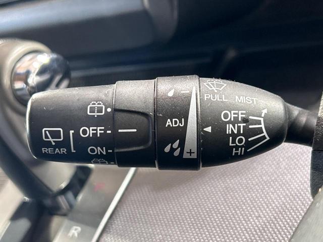 フリード Ｇ　エアロ　ジャストセレクション　禁煙車　パワースライドドア　純正ナビ　バックカメラ　ＥＴＣ　Ｂｌｕｅｔｏｏｔｈ接続　ＣＤ／ＤＶＤ再生　オートエアコン　ＨＩＤヘッド　純正１５インチアルミ　オートライト　フルセグＴＶ　パワーウインドウ（22枚目）