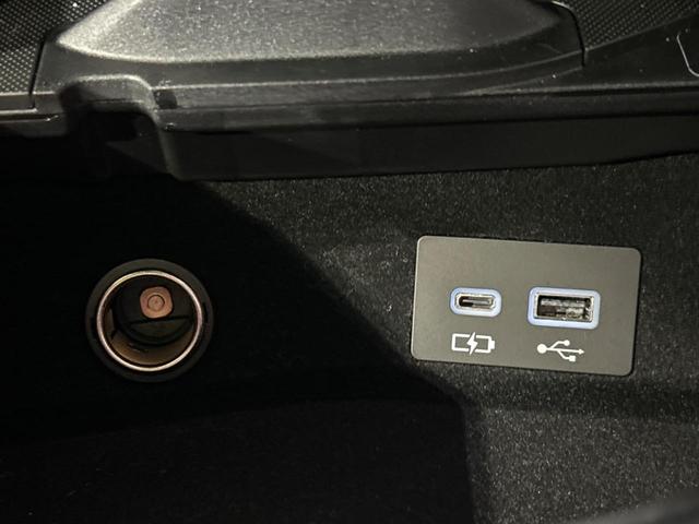 ＮＸ ＮＸ３５０ｈ　Ｆスポーツ　禁煙車　サンルーフ　純正１４型ナビ　全周囲カメラ　１００Ｖ電源　衝突軽減装置　レーダークルーズ　オレンジキャリパー　黒レザーシート　電動リアゲート　全席シートヒーター　前席シートエアコン　パワーシート（39枚目）