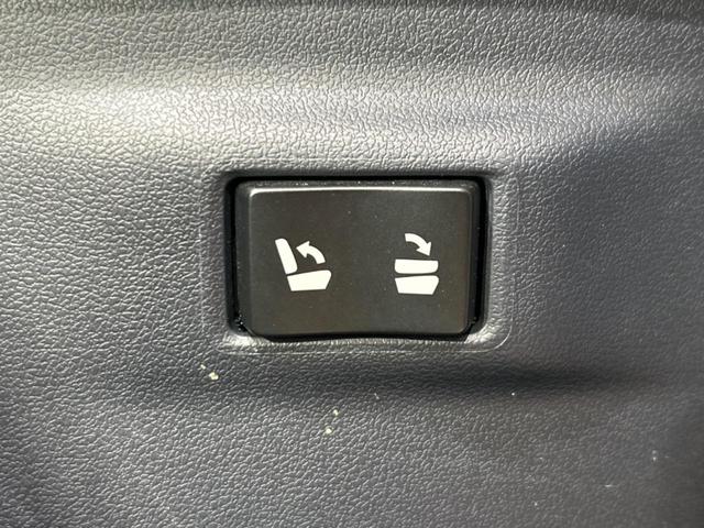 ＮＸ ＮＸ３００ｈ　Ｆスポーツ　禁煙車　純正１０．３インチナビ　パノラミックビューモニター　レーダークルーズコントロール　パワーバックドア　ブラインドスポットモニター　ステアリングヒーター　ＥＴＣ　パワーシート　コーナーセンサー（47枚目）