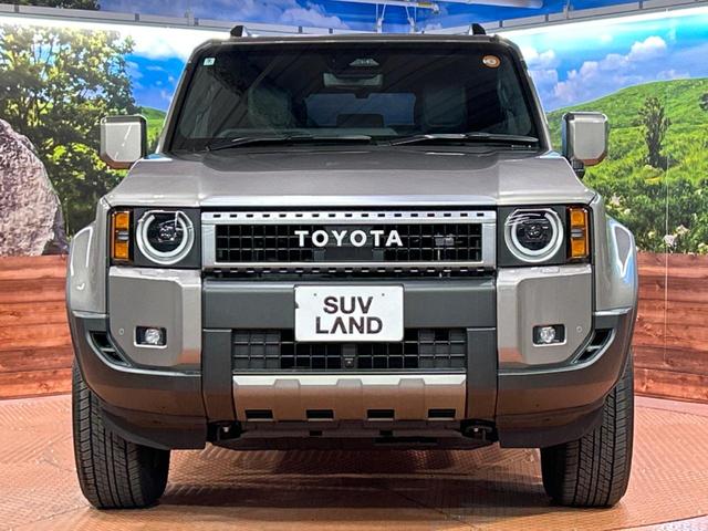 ランドクルーザー２５０ ＶＸ　禁煙車　サンルーフ　純正１２型ナビ　全周囲カメラ　レーダークルーズ　セーフティセンス　一眼丸目ＬＥＤヘッドライト　電動リアゲート　レザーシート　前席シートエアコン　パワーシート　コーナーセンサー（15枚目）