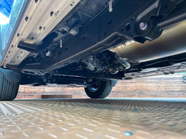 ランドクルーザー２５０ ＶＸ　禁煙車　サンルーフ　純正１２型ナビ　全周囲カメラ　レーダークルーズ　セーフティセンス　一眼丸目ＬＥＤヘッドライト　電動リアゲート　レザーシート　前席シートエアコン　パワーシート　コーナーセンサー（23枚目）