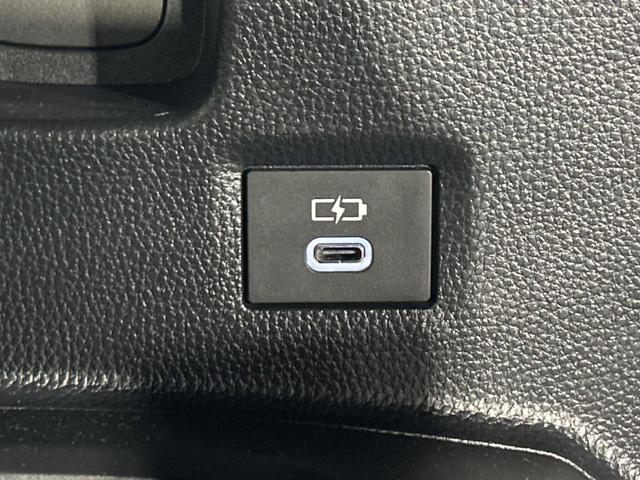 ランドクルーザー２５０ ＶＸ　禁煙車　サンルーフ　純正１２型ナビ　全周囲カメラ　レーダークルーズ　セーフティセンス　一眼丸目ＬＥＤヘッドライト　電動リアゲート　レザーシート　前席シートエアコン　パワーシート　コーナーセンサー（37枚目）