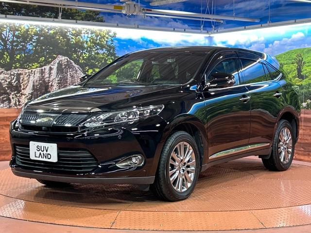 ハリアー プレミアム　アドバンスドパッケージ　禁煙車　純正９型ナビ　ＪＢＬサウンドシステム　全周囲カメラ　衝突被害軽減システム　レーダークルーズコントロール　電動リアゲート　パワーシート　ドライブレコーダー　コーナーセンサー　スマートキー　ＥＴＣ（54枚目）