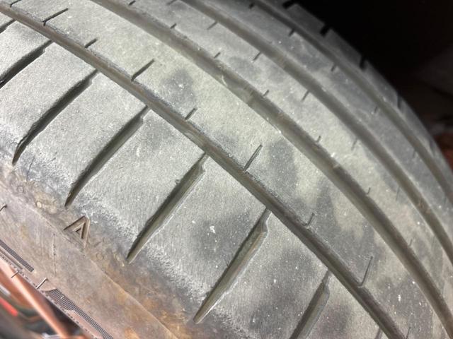 ハリアー エレガンス　禁煙車　ＢＩＧ－Ｘ９型ナビ　後席モニター　パワーシート　ドライブレコーダー　バックカメラ　スマートキー　ＬＥＤヘッド　ビルトインＥＴＣ　純正１９インチアルミ　オートライト　デュアルエアコン（46枚目）