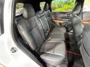 後部座席も気になるようなキズ・汚れやへたり等、大きなダメージはなく、良好な状態です。