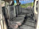後部座席も気になるようなキズ・汚れやへたり等、大きなダメージはなく、良好な状態です。