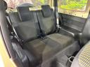 後部座席も気になるようなキズ・汚れやへたり等、大きなダメージはなく、良好な状態です。