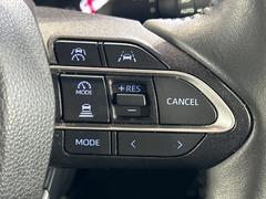 �ڥ졼�������롼������ȥ�����۹�®ƻϩ�Ǥ�Ĺ��Υ���Ԥ��ڤˡ�����ư��®�٤��ݤĥ��롼������ȥ����뤬�����ͷڸ������ƥ��Ϣ�Ȥ��������μ�ξ���Τ��Ƽִ֤��ݤĤ褦��®��Ĵ�ᤷ�Ƥ���ޤ����� 7