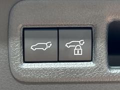 �ڥѥ�Хå��ɥ��ۥ��ޡ��ȥ����䱿ž�ʤΥܥ���򲡤������ǥꥢ�����Ȥ���ư�ǳ��Ĥ��ޤ�����ʪ����äƤ�����䡢�⤤���֤ˤ���Хå��ɥ����Ĥ��ݤ������ʵ�ǽ�Ǥ��� 6