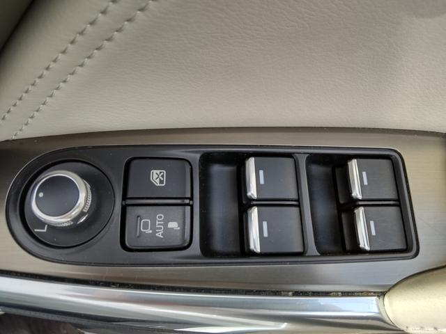 アテンザワゴン ＸＤ　Ｌパッケージ　ディーゼルターボ　４ＷＤ　後期　６速ＭＴ　空気圧センサー　ドラレコ　ＥＴＣ２．０　フルレザーシート　自動防眩ミラー　シートメモリー　全席シートヒーター　衝突軽減　障害物センサー　レーダークルコン（66枚目）