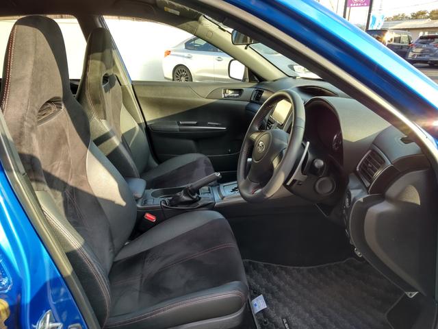 インプレッサ 2.0i-S リミテッド 4WD Bluetoothオーディオ ハンズフリー セミバケットシート プッシュスタート ビルトインETC アルミペダル パドルシフト フルエアロ ウィンカーミラー 純正17インチアルミホイール(11枚目)