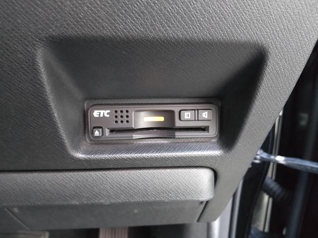 ステップワゴンスパーダ Ｚ　ＨＤＤナビエディション　フリップダウン　全周囲カメラ　両側パワスラ　ＨＤＤナビゲーション　ハンズフリー　バックカメラ　フロント・サイドカメラ　ビルトインＥＴＣ　スマートキー　横滑り防止装置（6枚目）