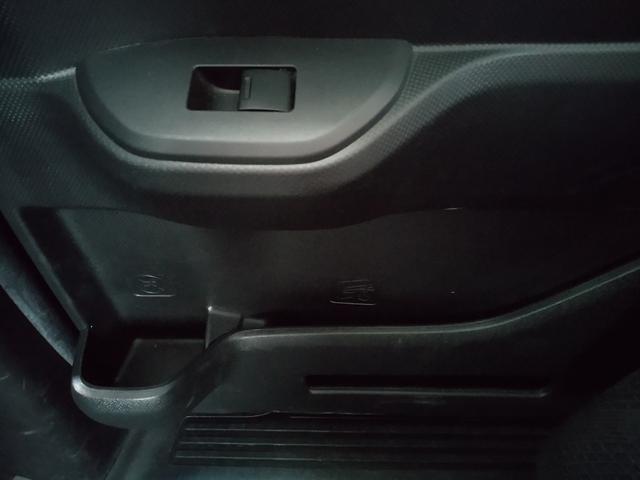 ステップワゴンスパーダ Ｚ　ＨＤＤナビエディション　フリップダウン　全周囲カメラ　両側パワスラ　ＨＤＤナビゲーション　ハンズフリー　バックカメラ　フロント・サイドカメラ　ビルトインＥＴＣ　スマートキー　横滑り防止装置（44枚目）