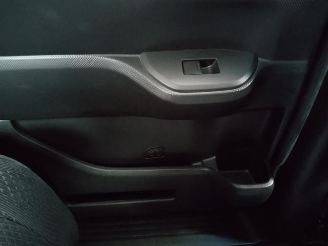 ステップワゴンスパーダ Ｚ　ＨＤＤナビエディション　フリップダウン　全周囲カメラ　両側パワスラ　ＨＤＤナビゲーション　ハンズフリー　バックカメラ　フロント・サイドカメラ　ビルトインＥＴＣ　スマートキー　横滑り防止装置（45枚目）