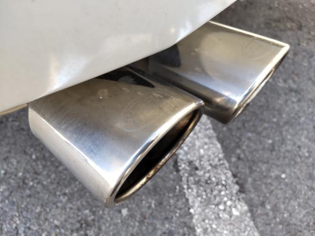 レガシィアウトバック ２．５ｉアイサイト　ＥＸエディションＩＩ　柿本改インテークチャンバー、マフラー　ＳＴｉタワーバー、アルミペダル、Ｐスタートスイッチ　前方ドラレコ　ＥＴＣ　ＳＤナビ　Ｂカメラ　レーダークルコン　パドルシフト　電動パーキングブレーキ（3枚目）