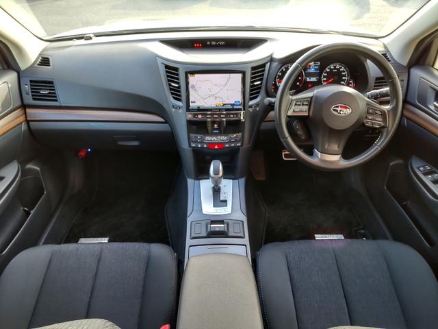 レガシィアウトバック ２．５ｉアイサイト　ＥＸエディションＩＩ　柿本改インテークチャンバー、マフラー　ＳＴｉタワーバー、アルミペダル、Ｐスタートスイッチ　前方ドラレコ　ＥＴＣ　ＳＤナビ　Ｂカメラ　レーダークルコン　パドルシフト　電動パーキングブレーキ（9枚目）