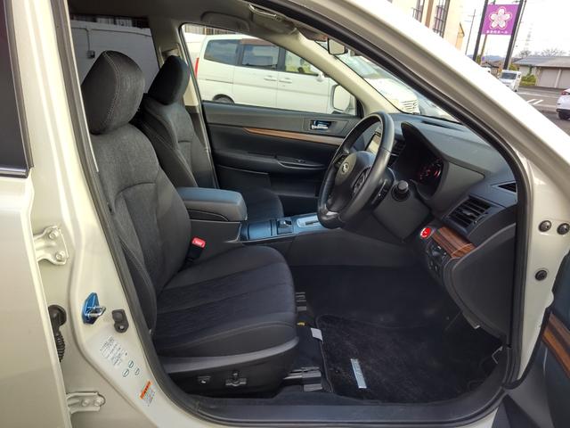 レガシィアウトバック ２．５ｉアイサイト　ＥＸエディションＩＩ　柿本改インテークチャンバー、マフラー　ＳＴｉタワーバー、アルミペダル、Ｐスタートスイッチ　前方ドラレコ　ＥＴＣ　ＳＤナビ　Ｂカメラ　レーダークルコン　パドルシフト　電動パーキングブレーキ（11枚目）