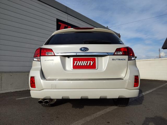 レガシィアウトバック ２．５ｉアイサイト　ＥＸエディションＩＩ　柿本改インテークチャンバー、マフラー　ＳＴｉタワーバー、アルミペダル、Ｐスタートスイッチ　前方ドラレコ　ＥＴＣ　ＳＤナビ　Ｂカメラ　レーダークルコン　パドルシフト　電動パーキングブレーキ（22枚目）