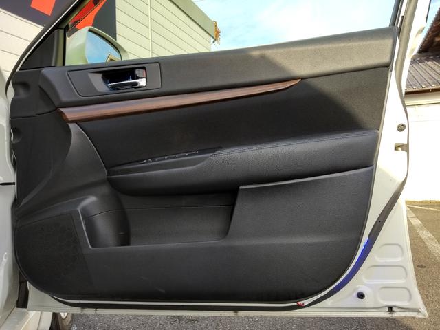 レガシィアウトバック ２．５ｉアイサイト　ＥＸエディションＩＩ　柿本改インテークチャンバー、マフラー　ＳＴｉタワーバー、アルミペダル、Ｐスタートスイッチ　前方ドラレコ　ＥＴＣ　ＳＤナビ　Ｂカメラ　レーダークルコン　パドルシフト　電動パーキングブレーキ（27枚目）