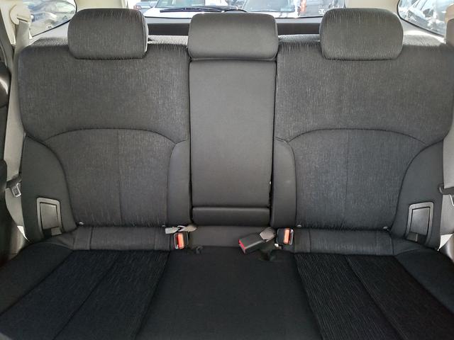 レガシィアウトバック ２．５ｉアイサイト　ＥＸエディションＩＩ　柿本改インテークチャンバー、マフラー　ＳＴｉタワーバー、アルミペダル、Ｐスタートスイッチ　前方ドラレコ　ＥＴＣ　ＳＤナビ　Ｂカメラ　レーダークルコン　パドルシフト　電動パーキングブレーキ（33枚目）