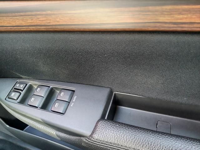 レガシィアウトバック ２．５ｉアイサイト　ＥＸエディションＩＩ　柿本改インテークチャンバー、マフラー　ＳＴｉタワーバー、アルミペダル、Ｐスタートスイッチ　前方ドラレコ　ＥＴＣ　ＳＤナビ　Ｂカメラ　レーダークルコン　パドルシフト　電動パーキングブレーキ（42枚目）