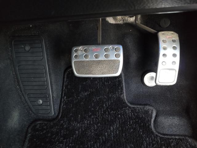 レガシィアウトバック ２．５ｉアイサイト　ＥＸエディションＩＩ　柿本改インテークチャンバー、マフラー　ＳＴｉタワーバー、アルミペダル、Ｐスタートスイッチ　前方ドラレコ　ＥＴＣ　ＳＤナビ　Ｂカメラ　レーダークルコン　パドルシフト　電動パーキングブレーキ（69枚目）