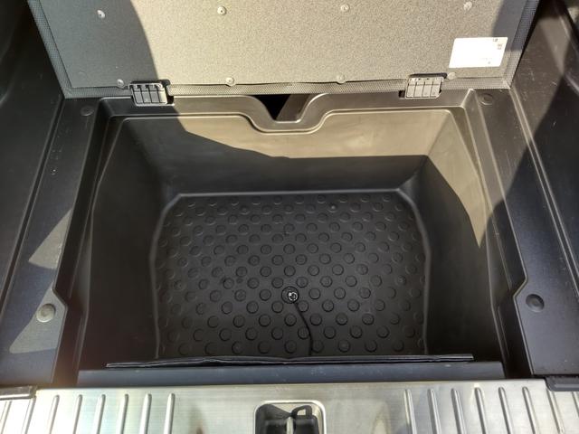 レガシィアウトバック ２．５ｉアイサイト　ＥＸエディションＩＩ　柿本改インテークチャンバー、マフラー　ＳＴｉタワーバー、アルミペダル、Ｐスタートスイッチ　前方ドラレコ　ＥＴＣ　ＳＤナビ　Ｂカメラ　レーダークルコン　パドルシフト　電動パーキングブレーキ（71枚目）