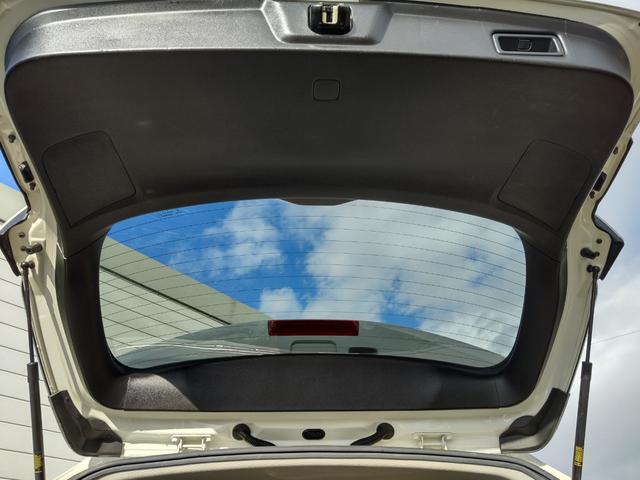 レヴォーグ １．６ＧＴ－Ｓアイサイト　ターボ　４ＷＤ　ＳＴｉフルエアロ　ＧＡＮＡＤＯＲマフラー　社外リアテール　ＳＴｉ１８インチアルミホイール　ＳＤナビ　Ｂカメラ　ＥＴＣ　レーダークルコン　Ｂｌｕｅｔｏｏｔｈオーディオ　フルレザーシート（29枚目）