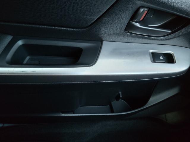 インプレッサスポーツ １．６ｉ　ＥＴＣ　ＣＤオーディオ　ＵＳＢ接続　ＡＵＸ接続　横滑り防止　キーレス　社外１５インチアルミホイール　スタッドレスタイヤ　電格ミラー　マニュアルモード付ＣＶＴ　盗難防止装置　パワーウィンドウ（44枚目）