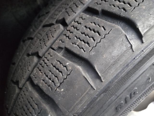 インプレッサスポーツ １．６ｉ　ＥＴＣ　ＣＤオーディオ　ＵＳＢ接続　ＡＵＸ接続　横滑り防止　キーレス　社外１５インチアルミホイール　スタッドレスタイヤ　電格ミラー　マニュアルモード付ＣＶＴ　盗難防止装置　パワーウィンドウ（56枚目）