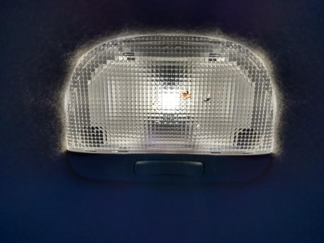 インプレッサスポーツ １．６ｉ　ＥＴＣ　ＣＤオーディオ　ＵＳＢ接続　ＡＵＸ接続　横滑り防止　キーレス　社外１５インチアルミホイール　スタッドレスタイヤ　電格ミラー　マニュアルモード付ＣＶＴ　盗難防止装置　パワーウィンドウ（72枚目）