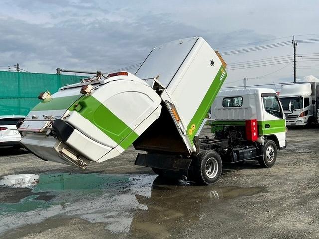 キャンター 　パッカー車・巻込み式・新明和・塵芥車（20枚目）