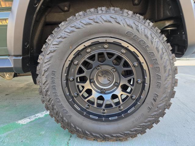 ジムニーノマド ＦＣ　ＦＣ　１インチリフトアップ（ビッグカントリー製、サスショックキット）社外ホイール　ジオランダーＭ／Ｔ　２２５／７０Ｒ１６　８インチナビ　バックカメラ　ＥＴＣ　Ｂｌｕｅｔｏｏｔｈ　フルセグ　ＬＥＤヘッド（14枚目）