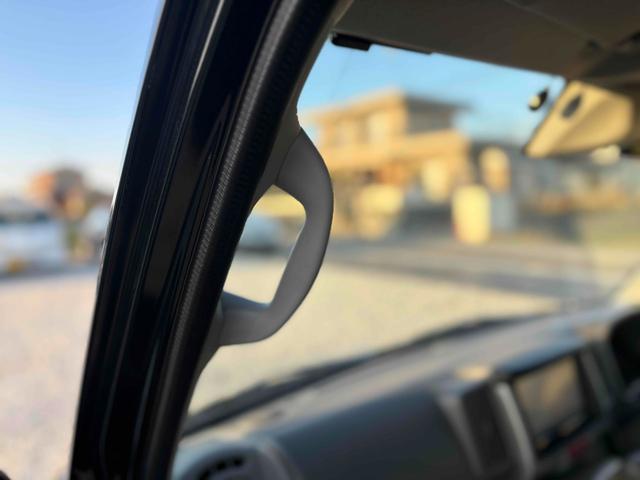 エブリイワゴン ＰＺターボスペシャル　両側パワースライドドア　ＥＴＣ　社外フルセグナビ　バックカメラ　ドライブレコーダー　電動サイドステップ　スマートキー　ＨＩＤヘッドライト！！（69枚目）