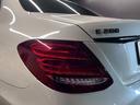 E200 アバンギャルド (禁煙車)(黒半革シート)(メーカーナビ)(全周囲カメラ)(レーダークルーズ)(パワーシート)(シートヒーター)(CD&DVD再生)(ETC)(レーンアシスト)(LEDヘッド)(純正17インチAW)(64枚目)