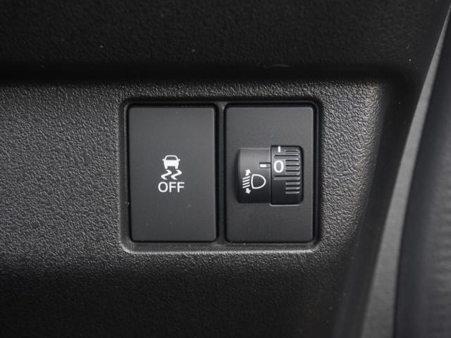 Ｎ－ＢＯＸカスタム ターボ　ワンオーナー車　純正ナビ（ＶＸＭ－２４５ＺＦＥｉ）　フルセグ　リアカメラ　ＥＴＣ　前後障害物センサー　衝突軽減ブレーキ　両側電動ドア　シートヒーター　パドルシフト　ＬＥＤオートライト　オートハイビーム（43枚目）