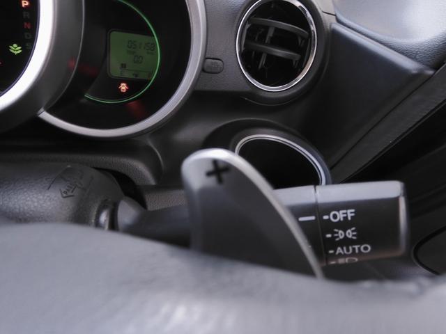 N-BOX GターボSSパッケージ ワンオーナー 8インチナビ(VXM-175VFEi) フルセグ バックカメラ ETC スマートキー 両側電動スライドドア シートヒーター HIDオートライト クルーズコントロール 衝突被害軽減ブレーキ(19枚目)