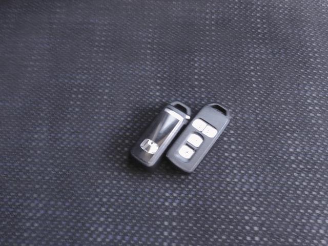 N-BOX GターボSSパッケージ ワンオーナー 8インチナビ(VXM-175VFEi) フルセグ バックカメラ ETC スマートキー 両側電動スライドドア シートヒーター HIDオートライト クルーズコントロール 衝突被害軽減ブレーキ(67枚目)