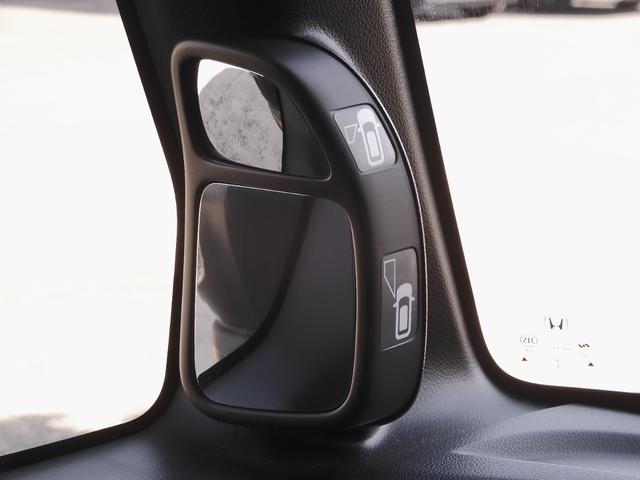 N-BOX GターボSSパッケージ ワンオーナー 8インチナビ(VXM-175VFEi) フルセグ バックカメラ ETC スマートキー 両側電動スライドドア シートヒーター HIDオートライト クルーズコントロール 衝突被害軽減ブレーキ(70枚目)