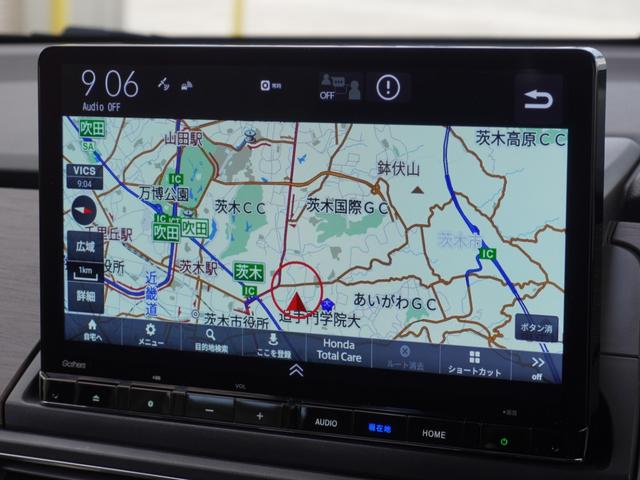 オデッセイハイブリッド ｅ：ＨＥＶアブソルート・ＥＸ　弊社デモカー　１１．４インチナビ　（ＬＸＭ－２４７ＶＦＬｉ）　フルセグ　全周囲カメラ　ＥＴＣ　ドラレコ（ナビ連動）　前後障害物センサー　電動リアゲート・本革シート　シートヒーター　ブラインドスポット（3枚目）