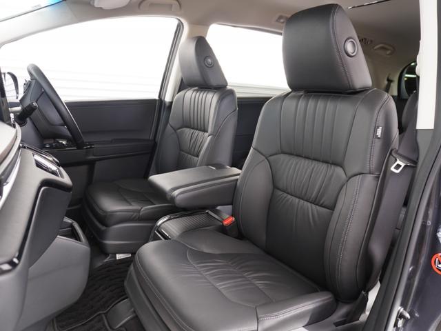 オデッセイハイブリッド ｅ：ＨＥＶアブソルート・ＥＸ　弊社デモカー　１１．４インチナビ　（ＬＸＭ－２４７ＶＦＬｉ）　フルセグ　全周囲カメラ　ＥＴＣ　ドラレコ（ナビ連動）　前後障害物センサー　電動リアゲート・本革シート　シートヒーター　ブラインドスポット（9枚目）