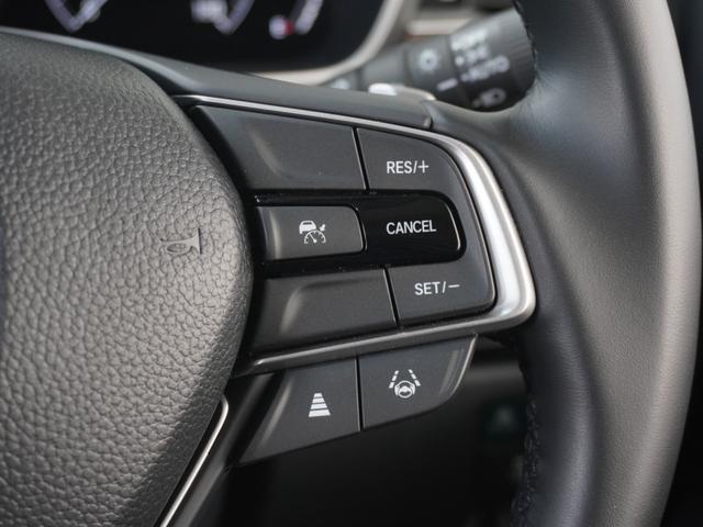 オデッセイハイブリッド ｅ：ＨＥＶアブソルート・ＥＸ　弊社デモカー　１１．４インチナビ　（ＬＸＭ－２４７ＶＦＬｉ）　フルセグ　全周囲カメラ　ＥＴＣ　ドラレコ（ナビ連動）　前後障害物センサー　電動リアゲート・本革シート　シートヒーター　ブラインドスポット（18枚目）