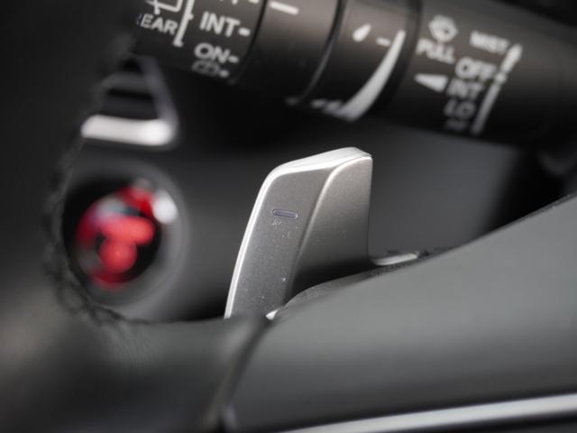 オデッセイハイブリッド ｅ：ＨＥＶアブソルート・ＥＸ　弊社デモカー　１１．４インチナビ　（ＬＸＭ－２４７ＶＦＬｉ）　フルセグ　全周囲カメラ　ＥＴＣ　ドラレコ（ナビ連動）　前後障害物センサー　電動リアゲート・本革シート　シートヒーター　ブラインドスポット（19枚目）