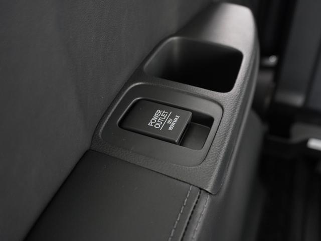 オデッセイハイブリッド ｅ：ＨＥＶアブソルート・ＥＸ　弊社デモカー　１１．４インチナビ　（ＬＸＭ－２４７ＶＦＬｉ）　フルセグ　全周囲カメラ　ＥＴＣ　ドラレコ（ナビ連動）　前後障害物センサー　電動リアゲート・本革シート　シートヒーター　ブラインドスポット（40枚目）