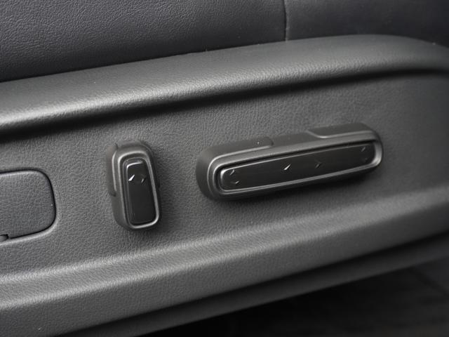 オデッセイハイブリッド ｅ：ＨＥＶアブソルート・ＥＸ　弊社デモカー　１１．４インチナビ　（ＬＸＭ－２４７ＶＦＬｉ）　フルセグ　全周囲カメラ　ＥＴＣ　ドラレコ（ナビ連動）　前後障害物センサー　電動リアゲート・本革シート　シートヒーター　ブラインドスポット（54枚目）