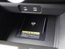 ｅ：ＨＥＶ　弊社デモカー　コネクトディスプレイナビ　フルセグＴＶ　全周囲カメラ　ＥＴＣ２．０（ナビ連動）　前後障害物センサー　衝突軽減ブレーキ　本革電動シート　シートヒーター　ブラインドスポット　オートハイビーム（57枚目）