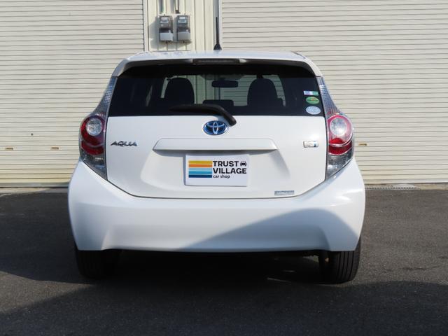 アクア Ｓ　走行距離無制限１年保証　ドラレコ　ＥＴＣ　Ｂｌｕｅｔｏｏｔｈ　　電動格納ミラー　純正アルミホイール　ナビ（10枚目）