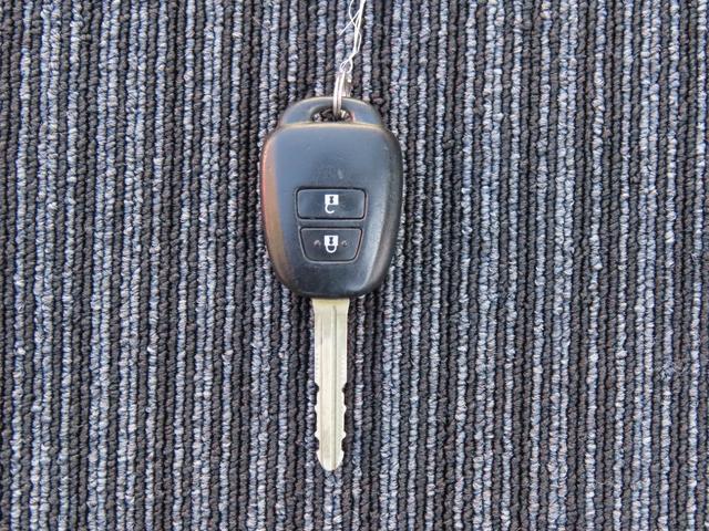 アクア Ｓ　走行距離無制限１年保証　ドラレコ　ＥＴＣ　Ｂｌｕｅｔｏｏｔｈ　　電動格納ミラー　純正アルミホイール　ナビ（66枚目）